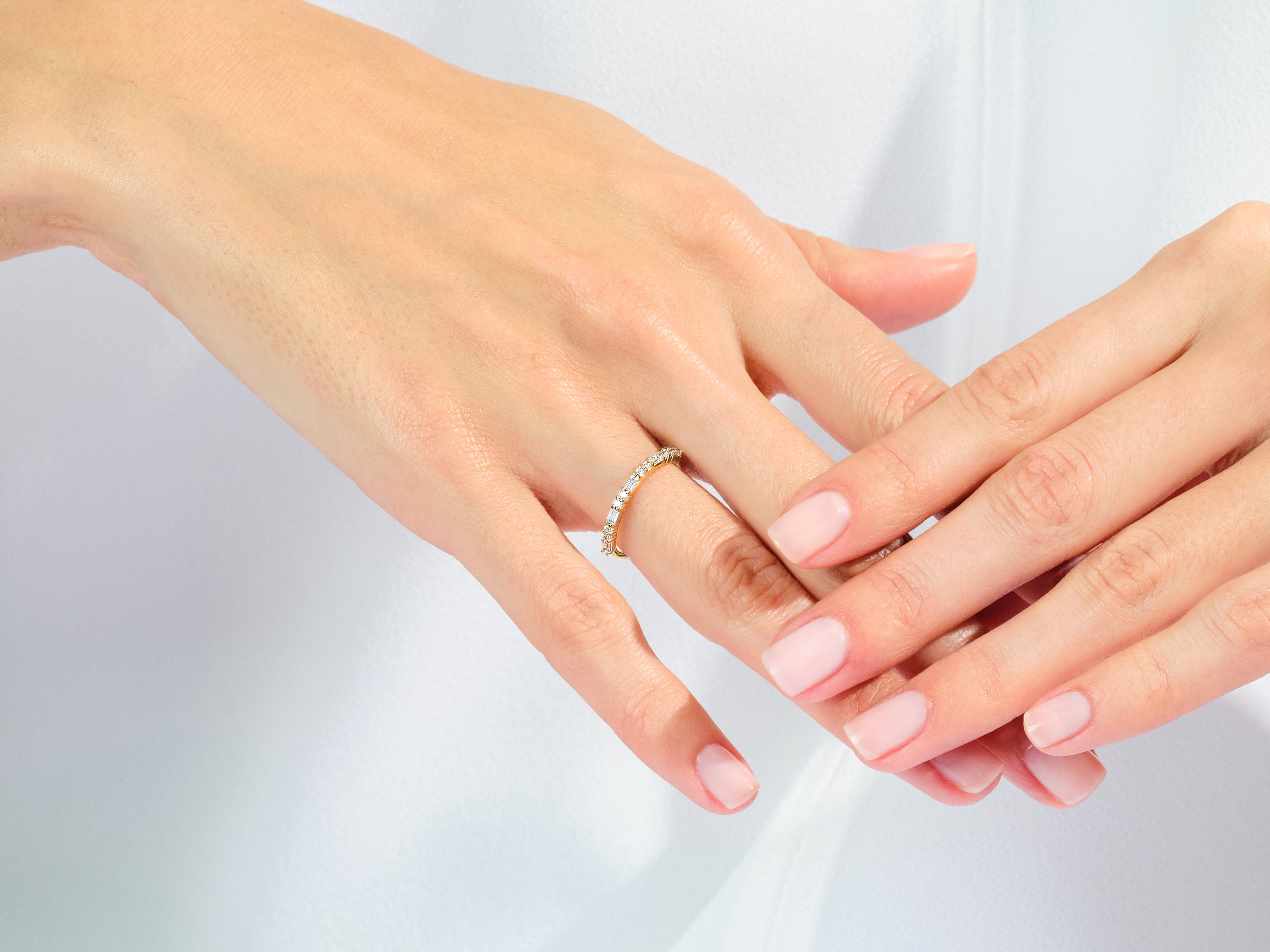 Alternating Baguette Wedding Band