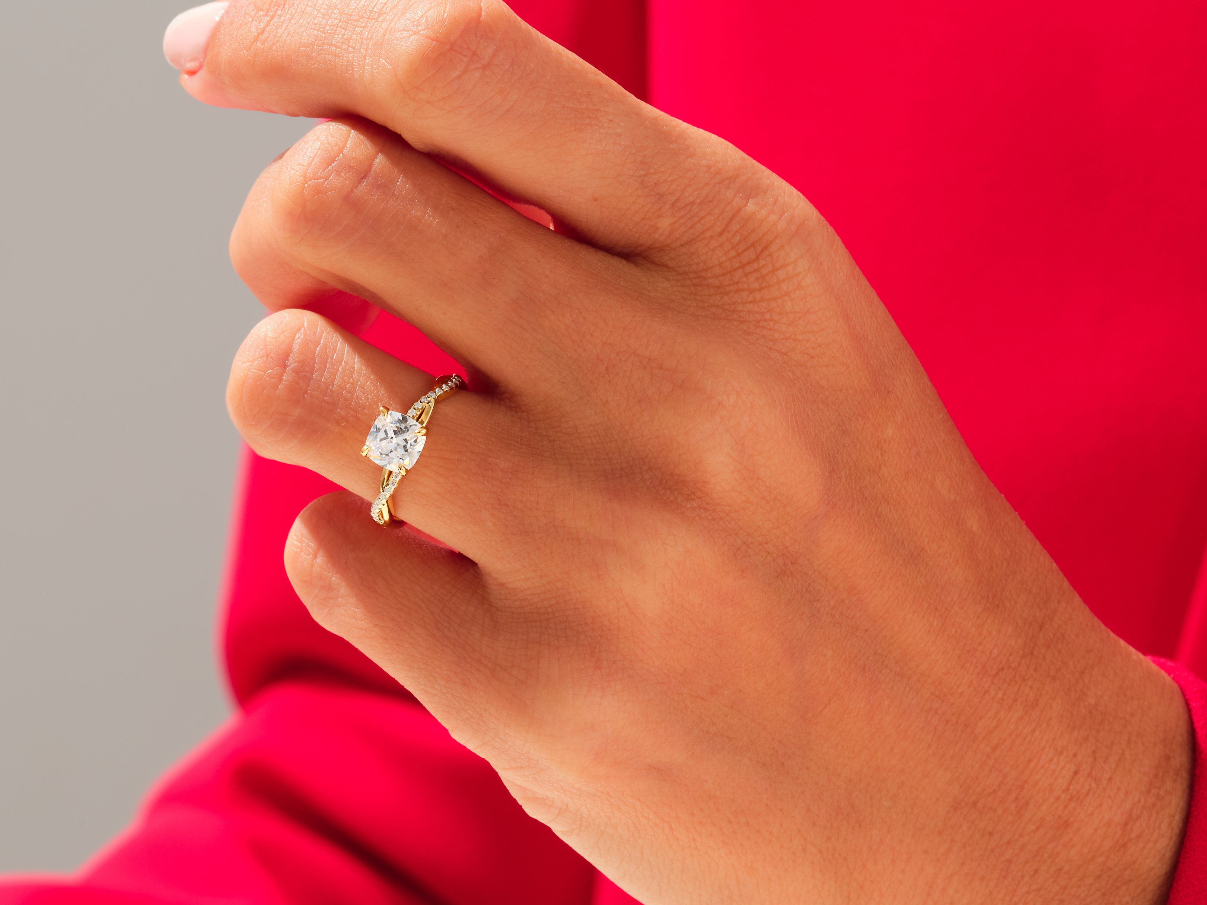 Cushion Twisted Engagement Ring
