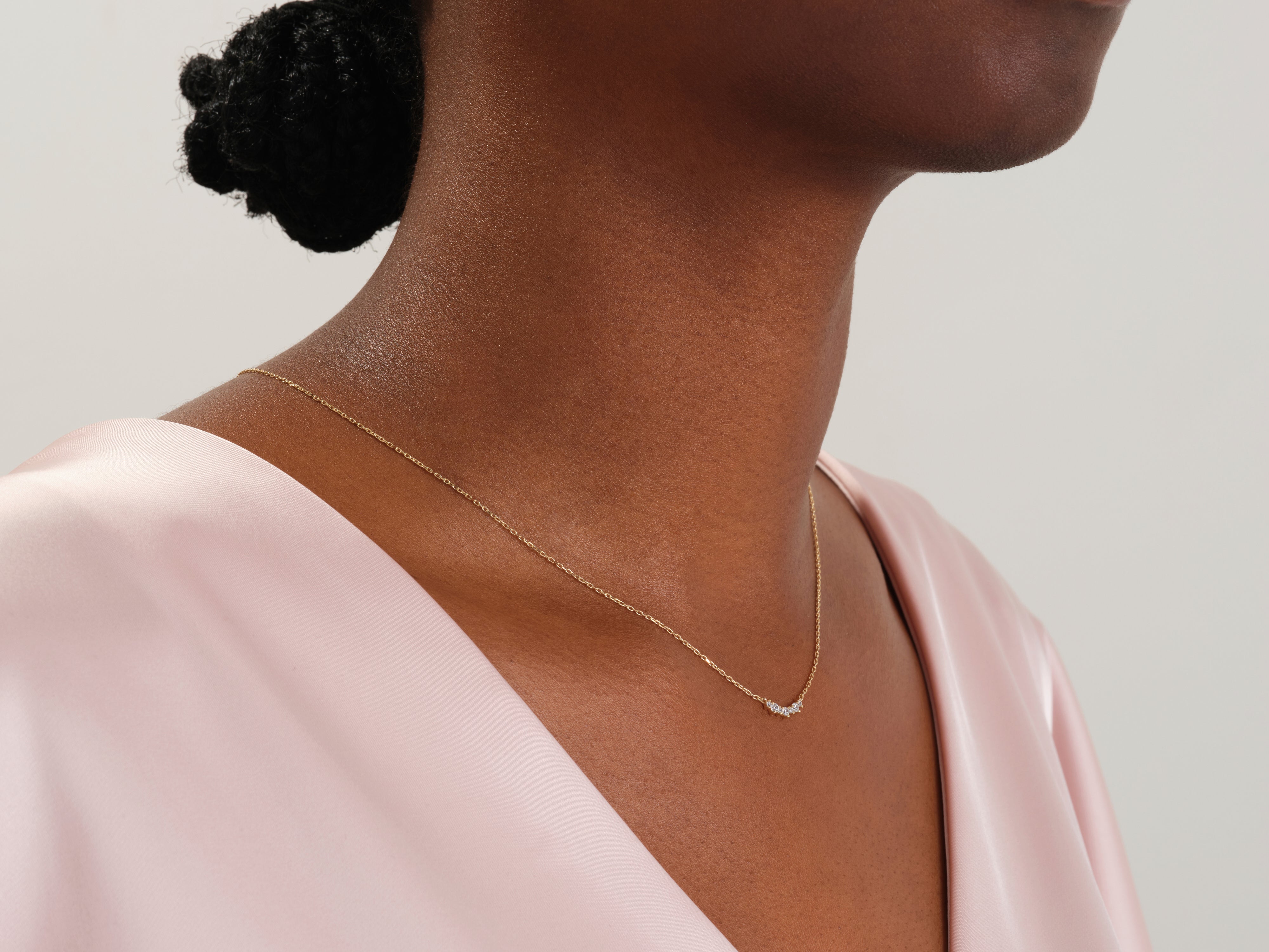 Curved Cluster Necklace