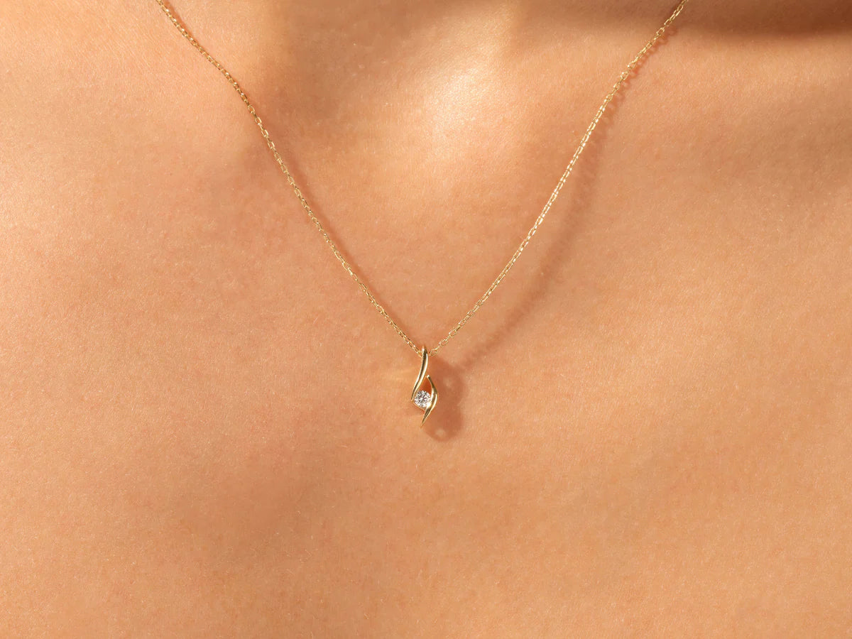 Solo Necklace