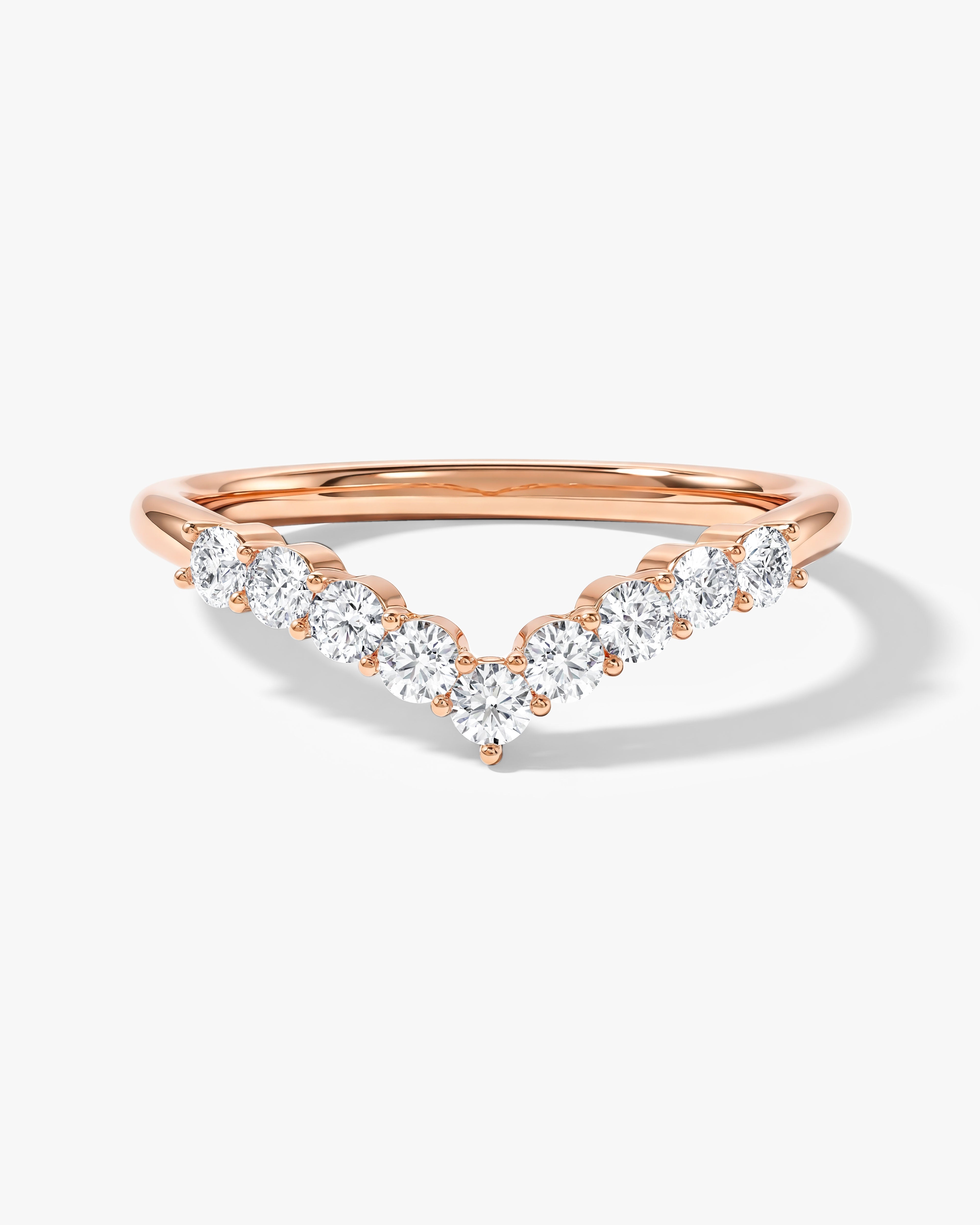 Shared Prong Chevron Wedding Band (0.30 CT TW)