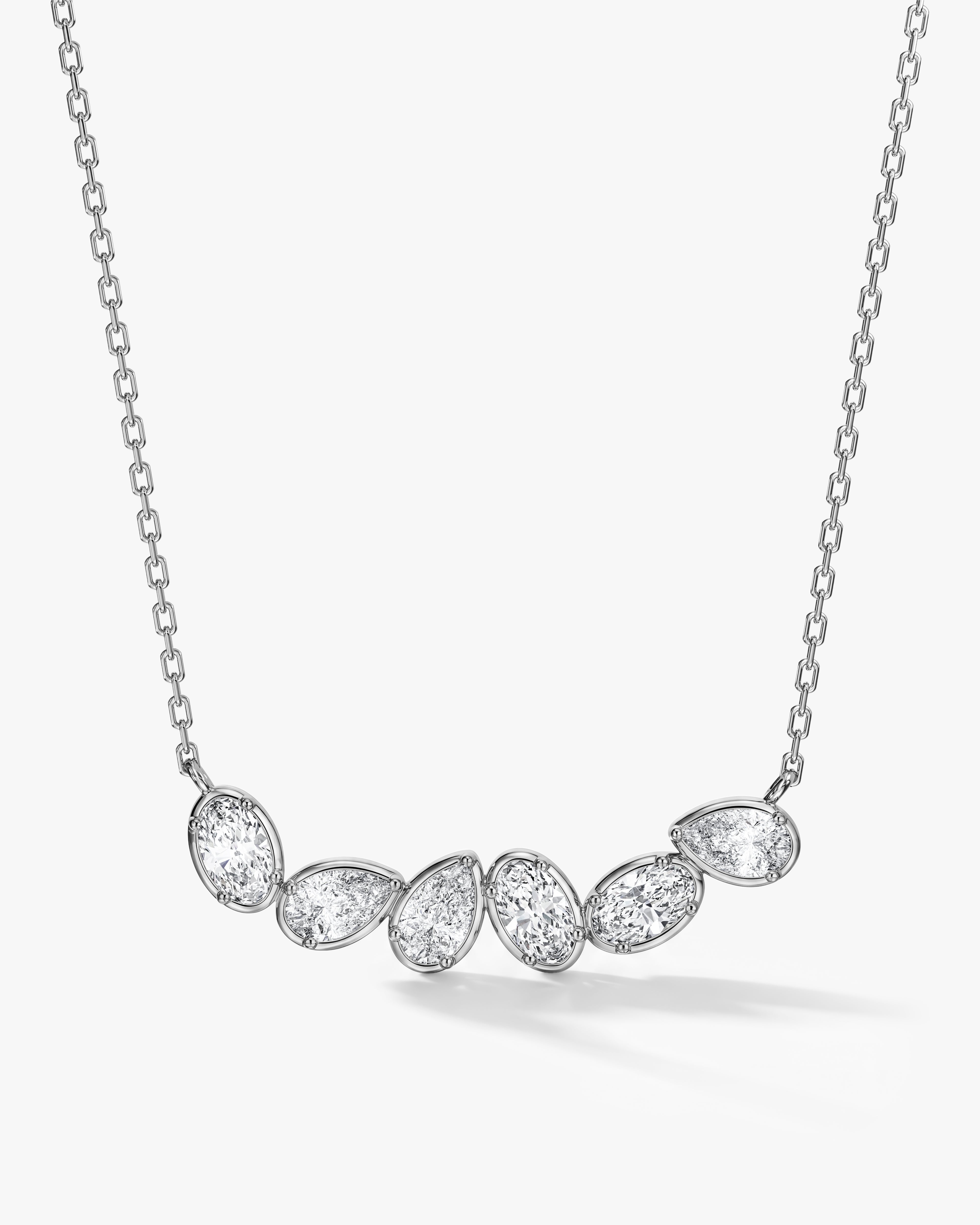 Sparkle Curve Necklace