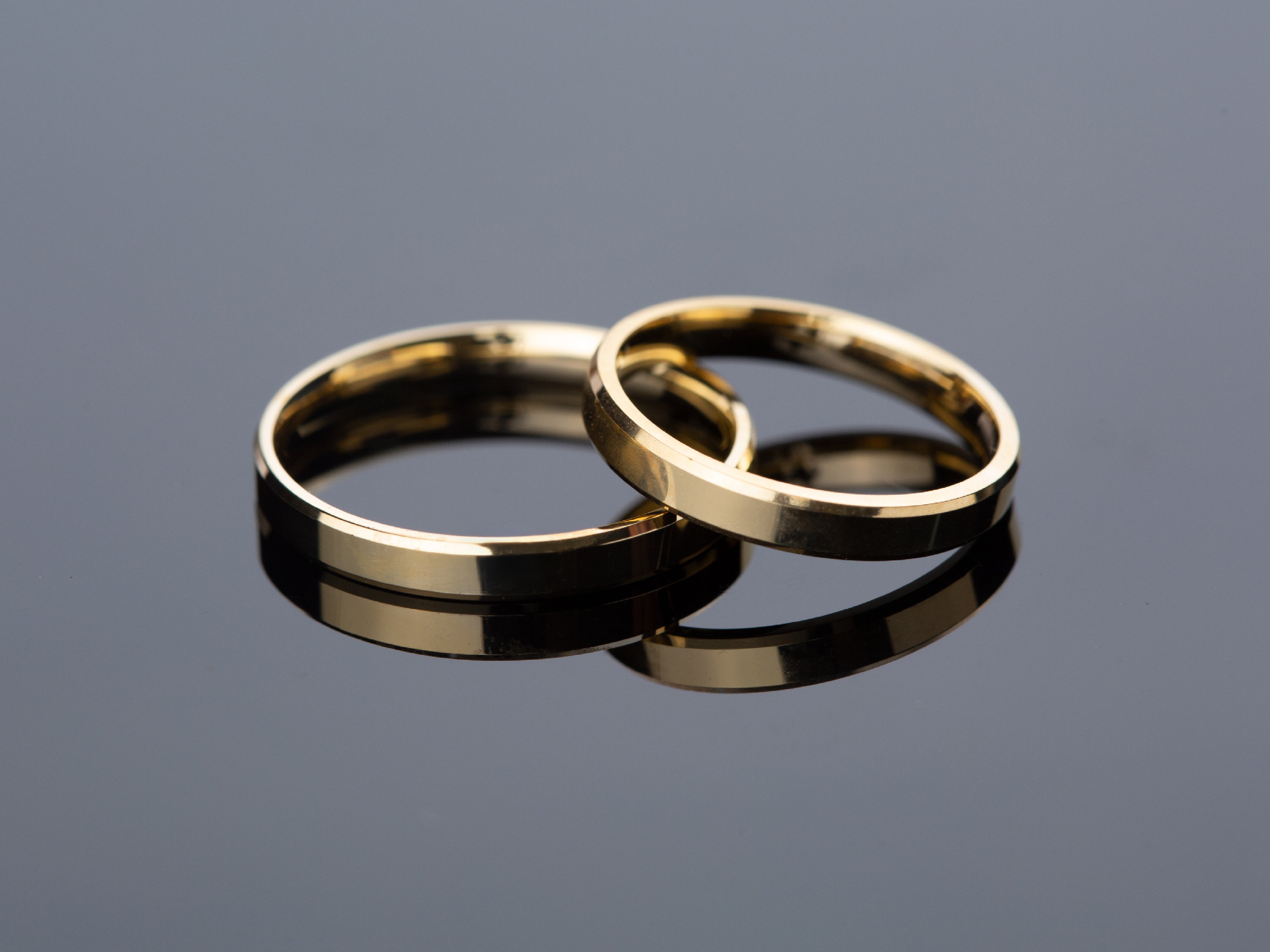 3mm Beveled Edge Wedding Band