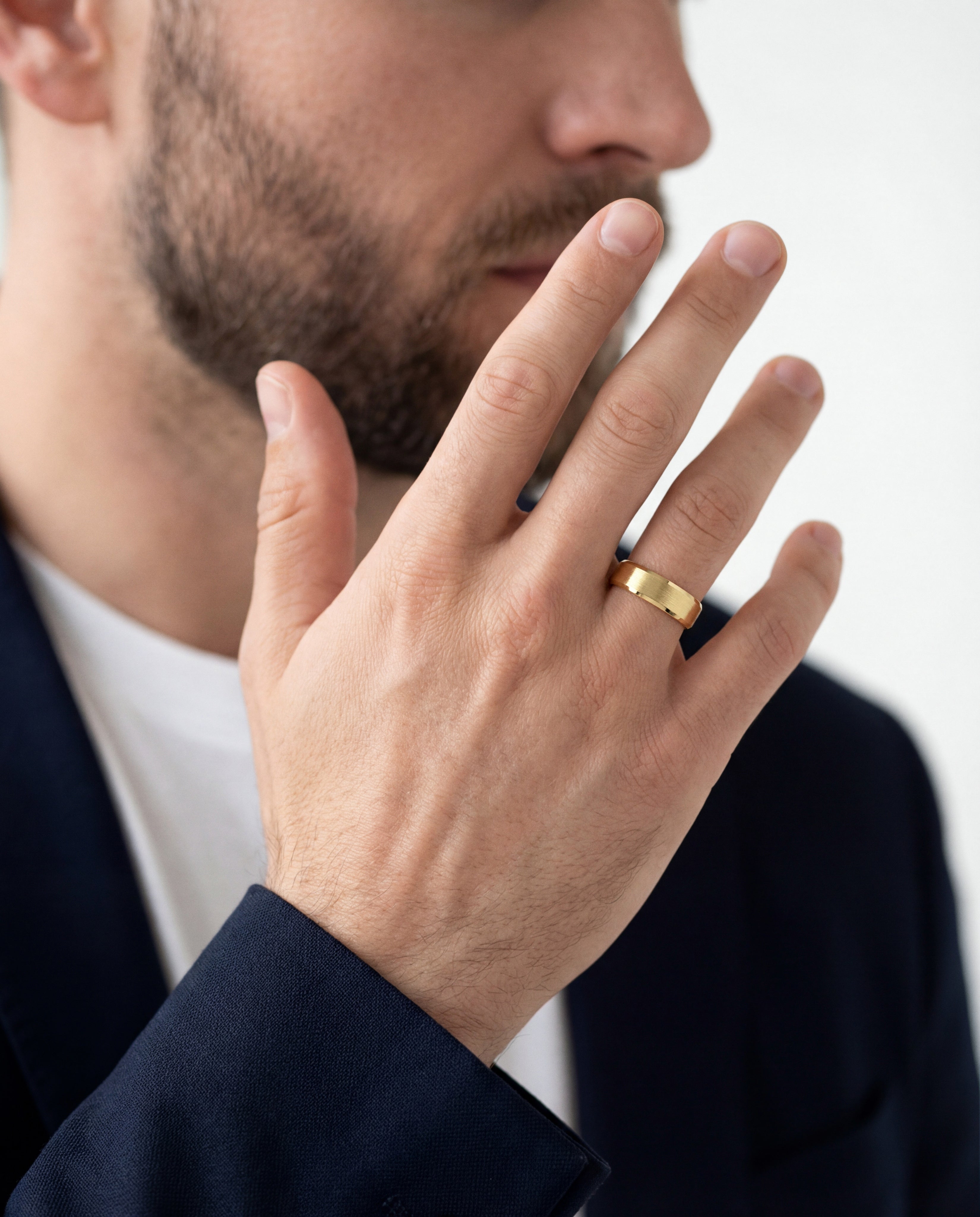 7mm Beveled Edge Wedding Band - Matte Brushed