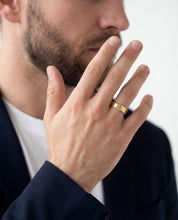 7mm Beveled Edge Wedding Band - Matte Brushed