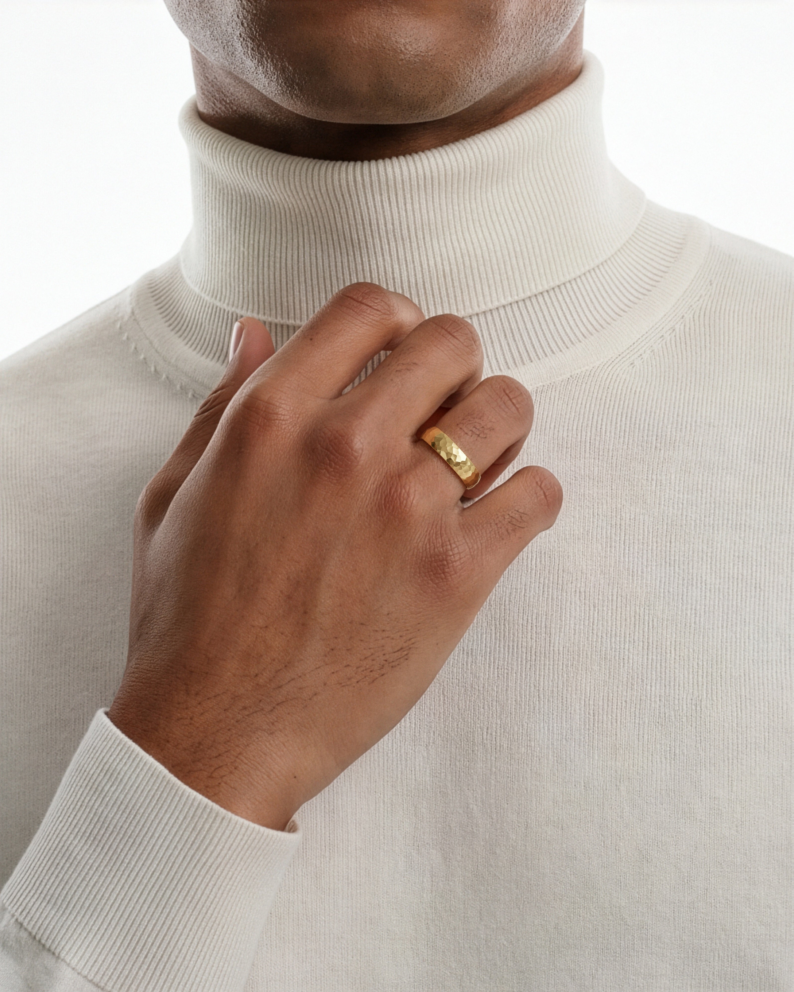5mm Hammered Dome Wedding Band