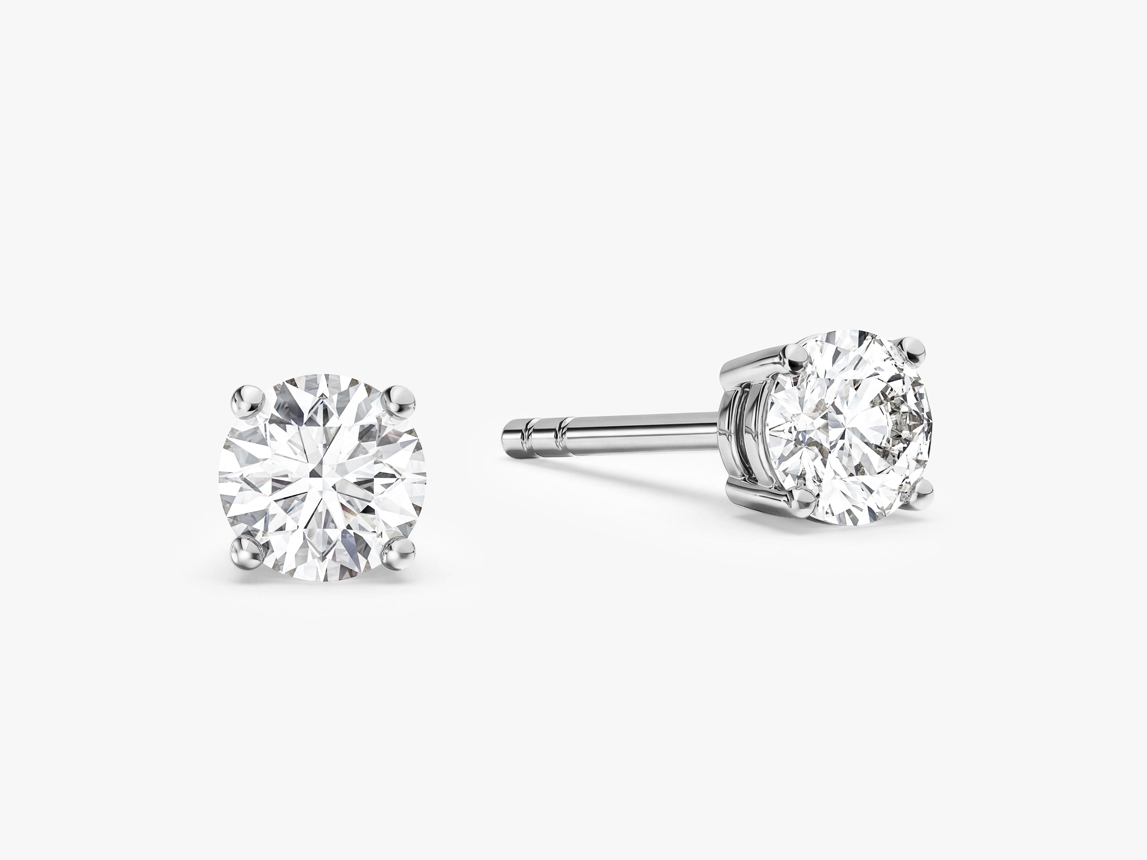 Round Cut Stud Earrings (0.50 ct tw)