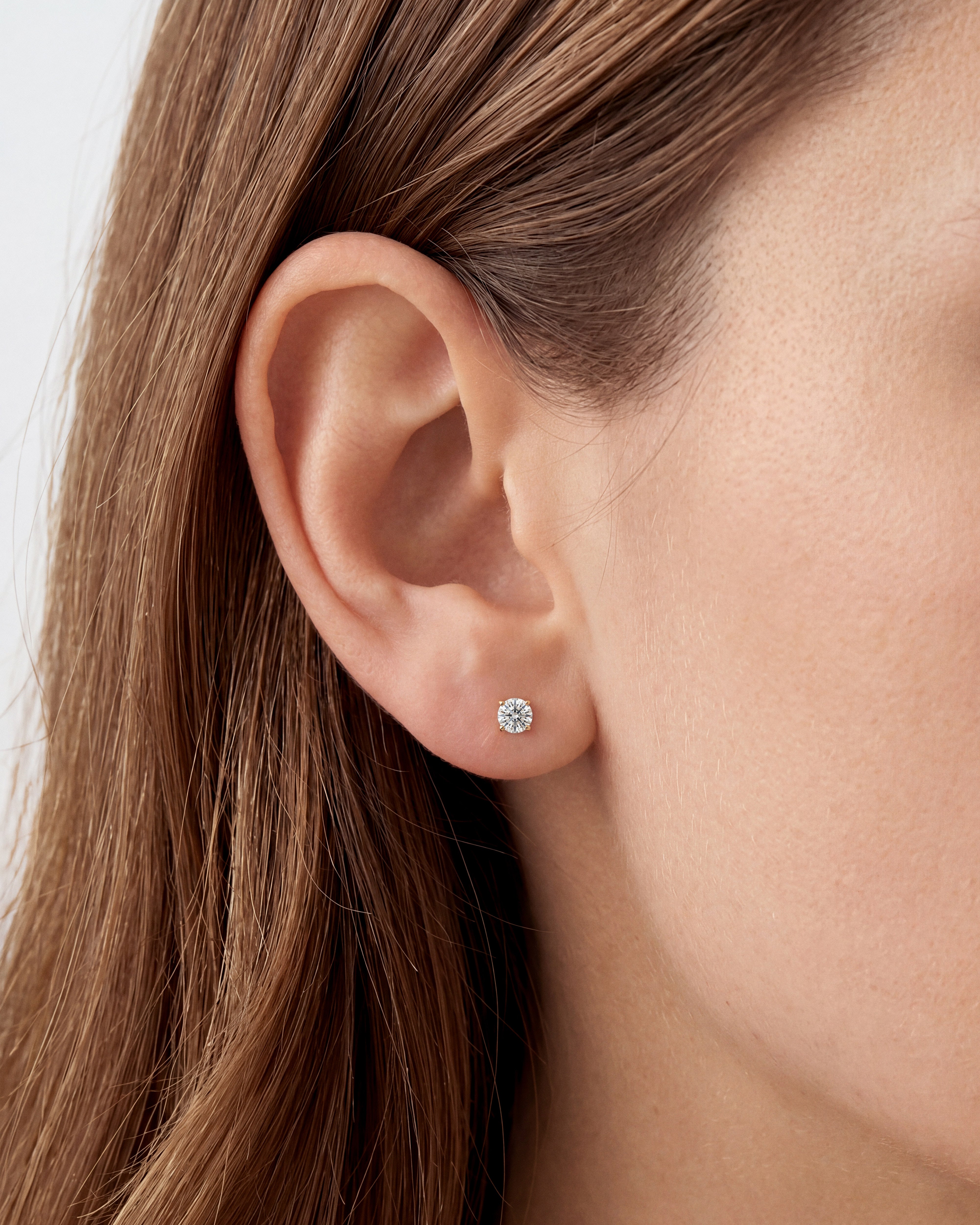 Round Cut Stud Earrings (0.50 ct tw)