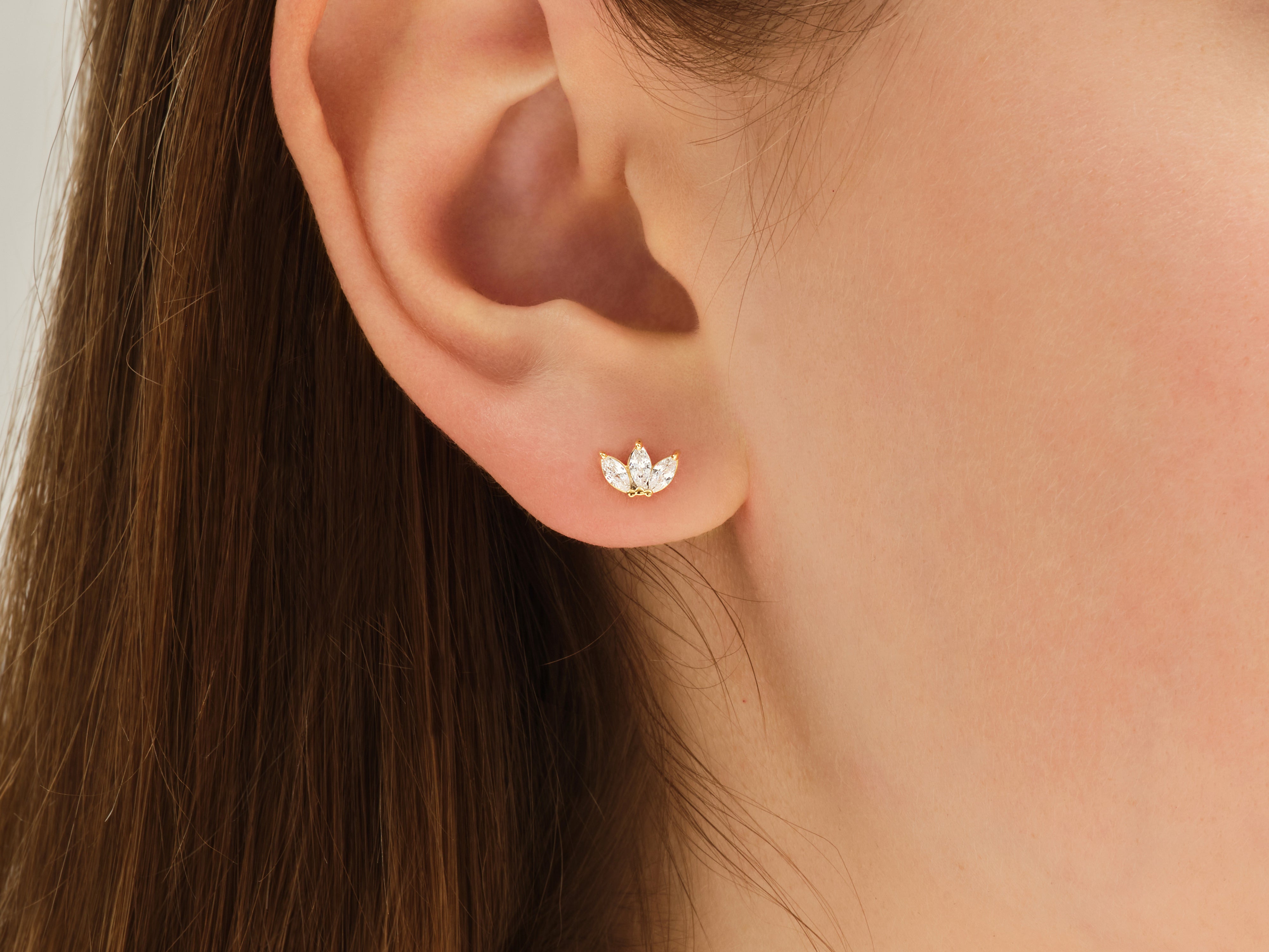 EAR0057.jpg
