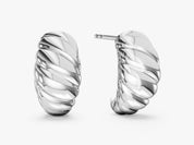 Croissant Twist Huggie Hoops