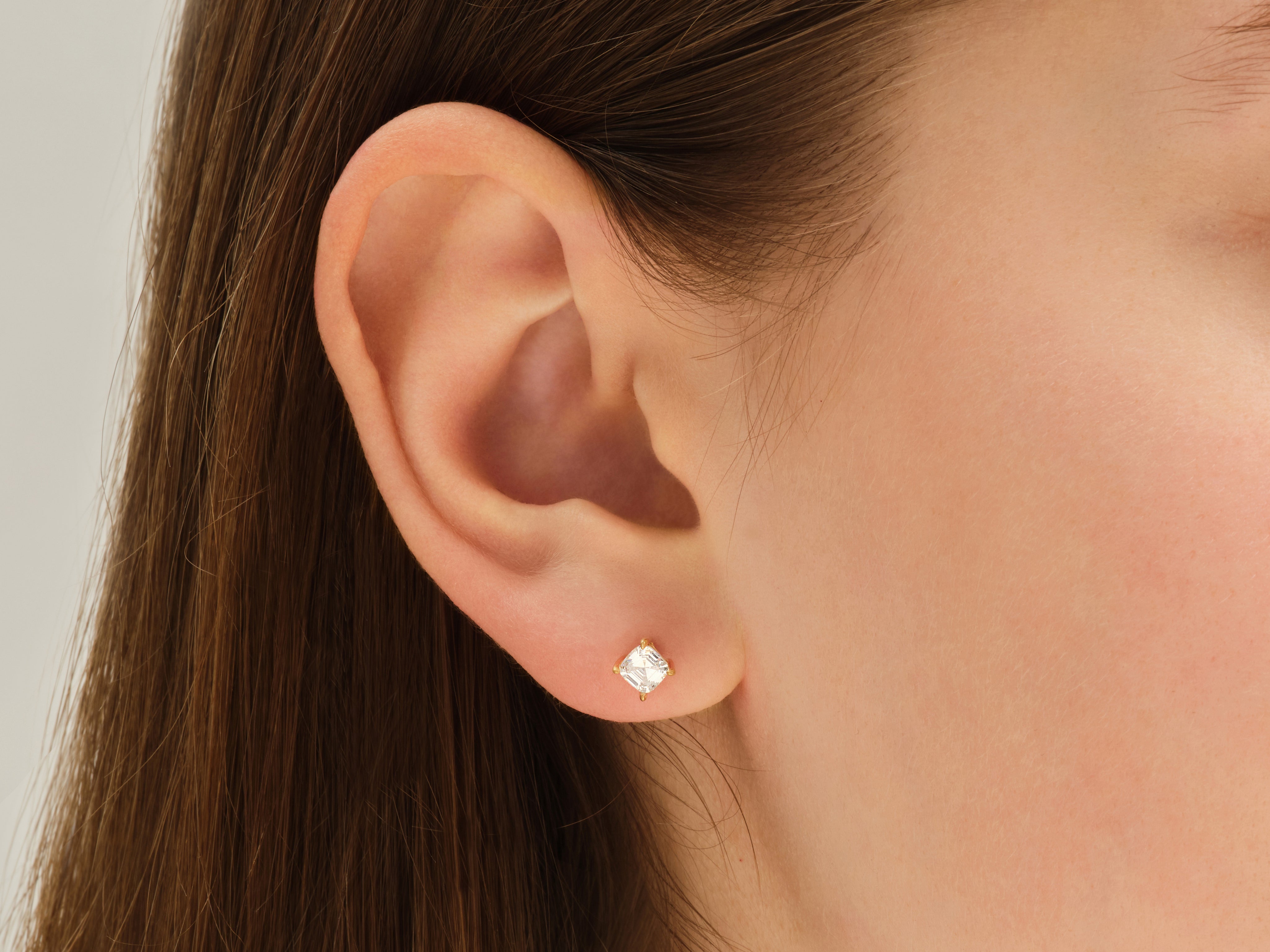 EAR0097-V2-25p.jpg