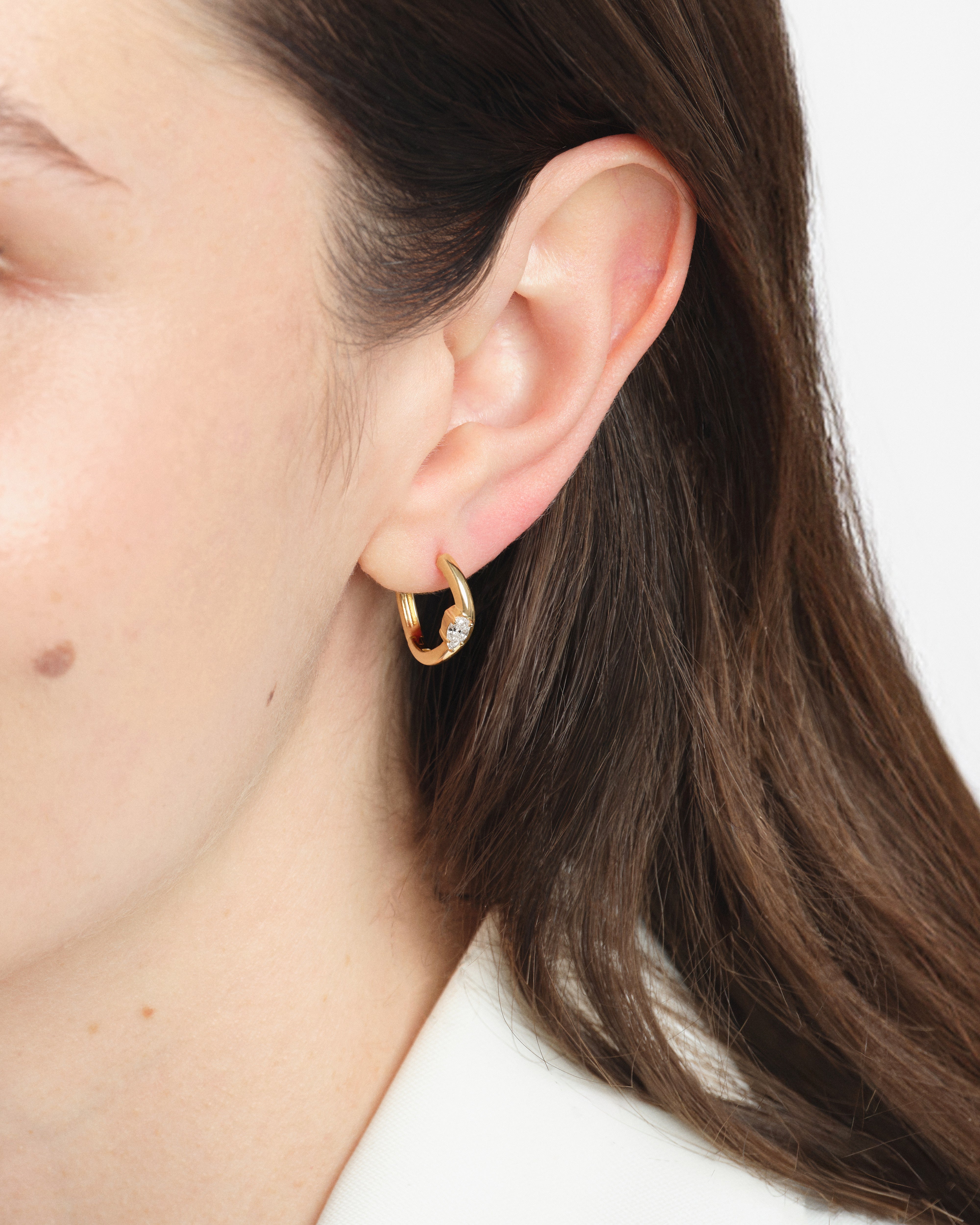 Sculpted Curve Hoops