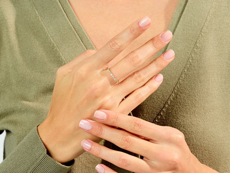 Alternating Baguette Wedding Band