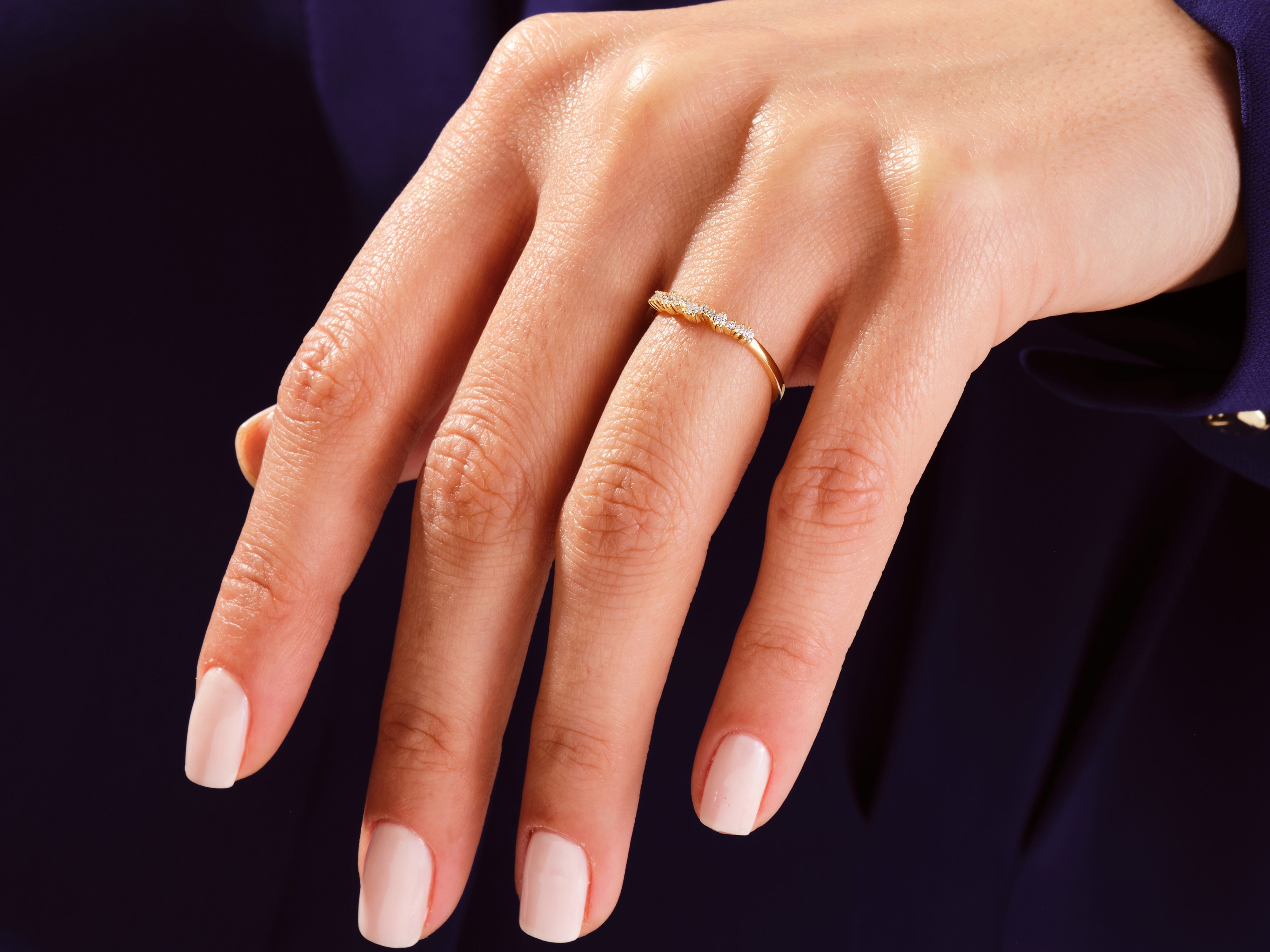 Petite Curve Wedding Band