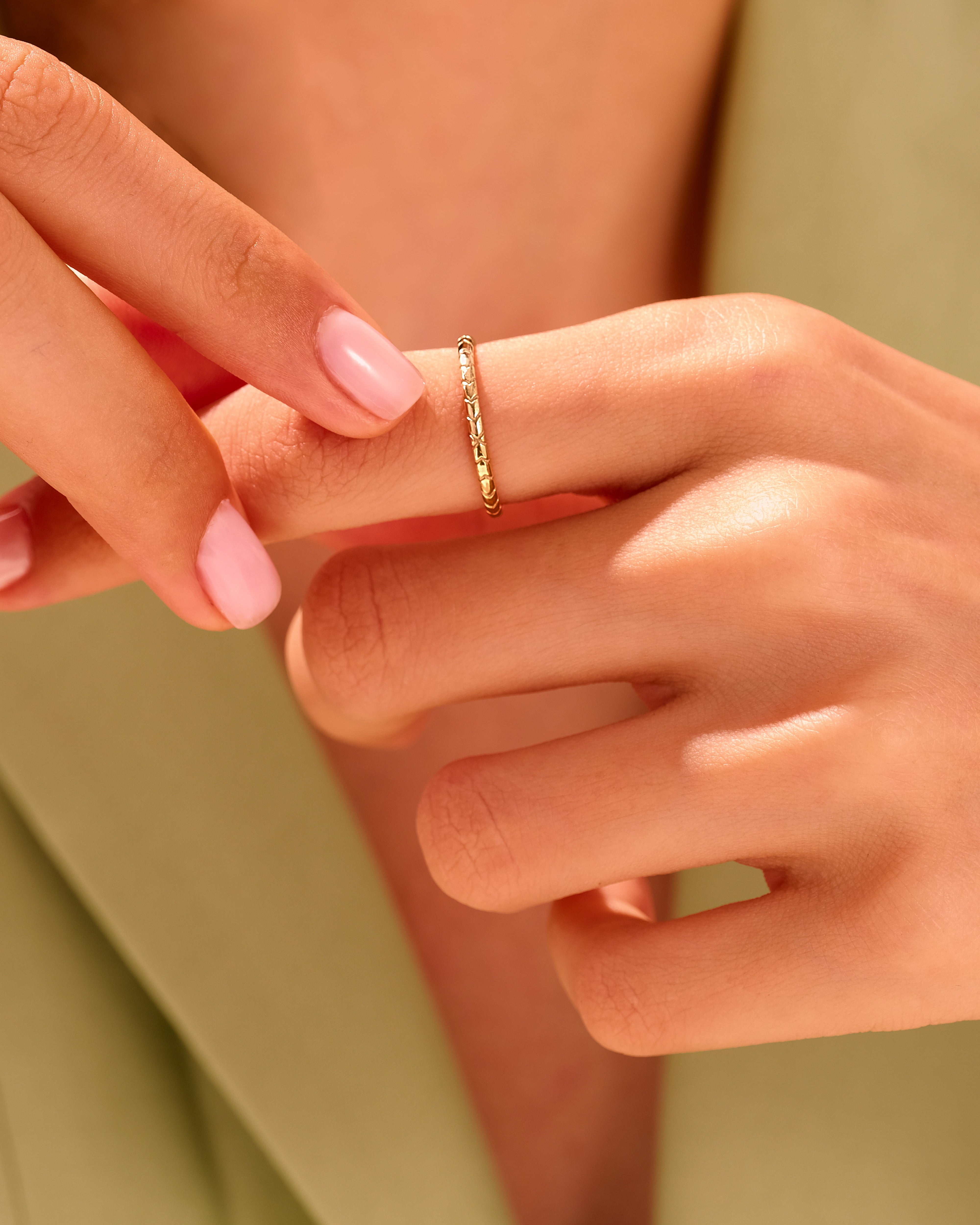 Sleek Serpent Ring