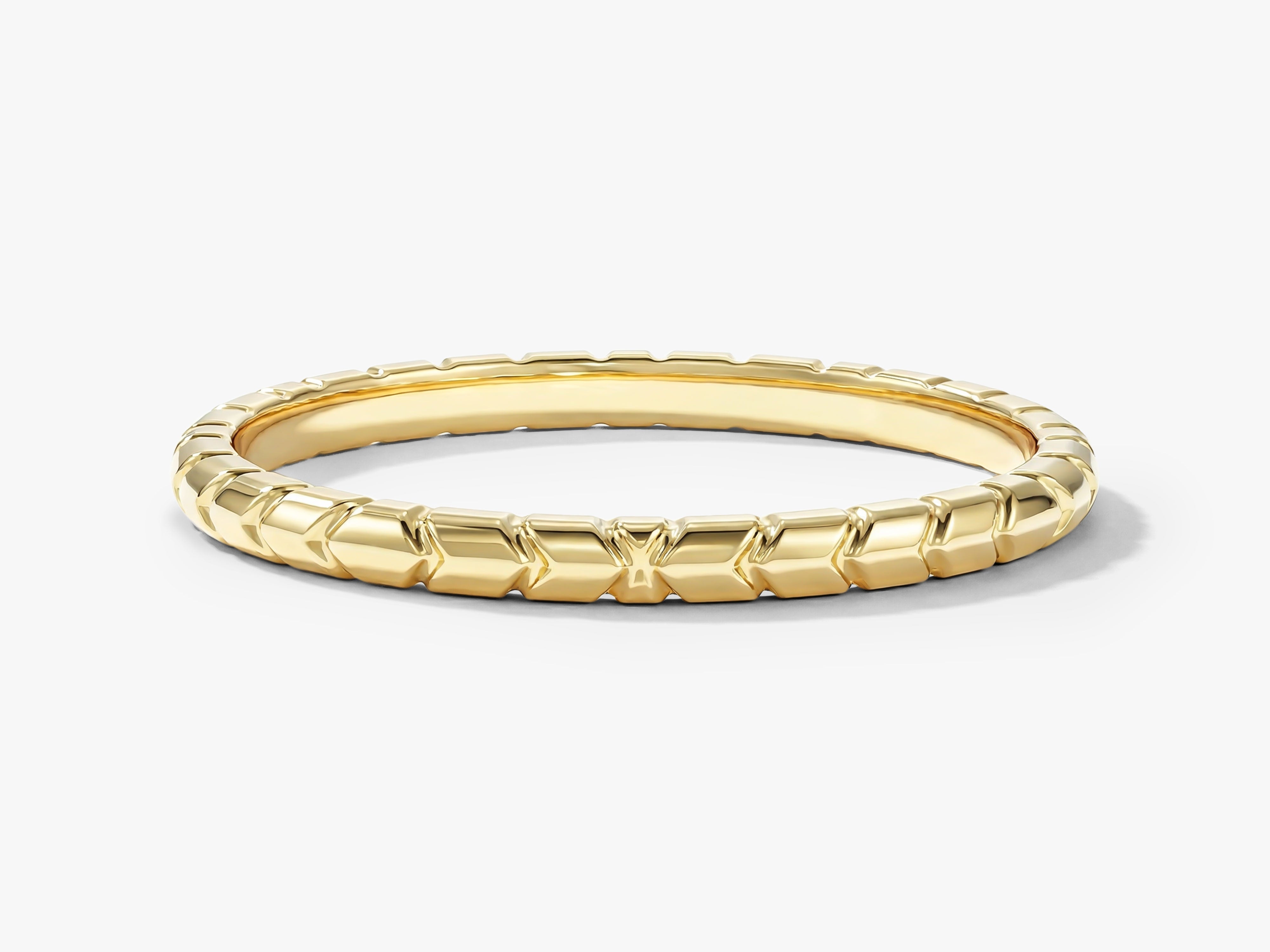 Sleek Serpent Ring