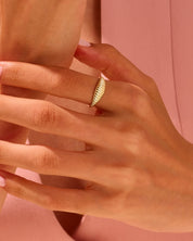 Wavy Horizon Signet Ring