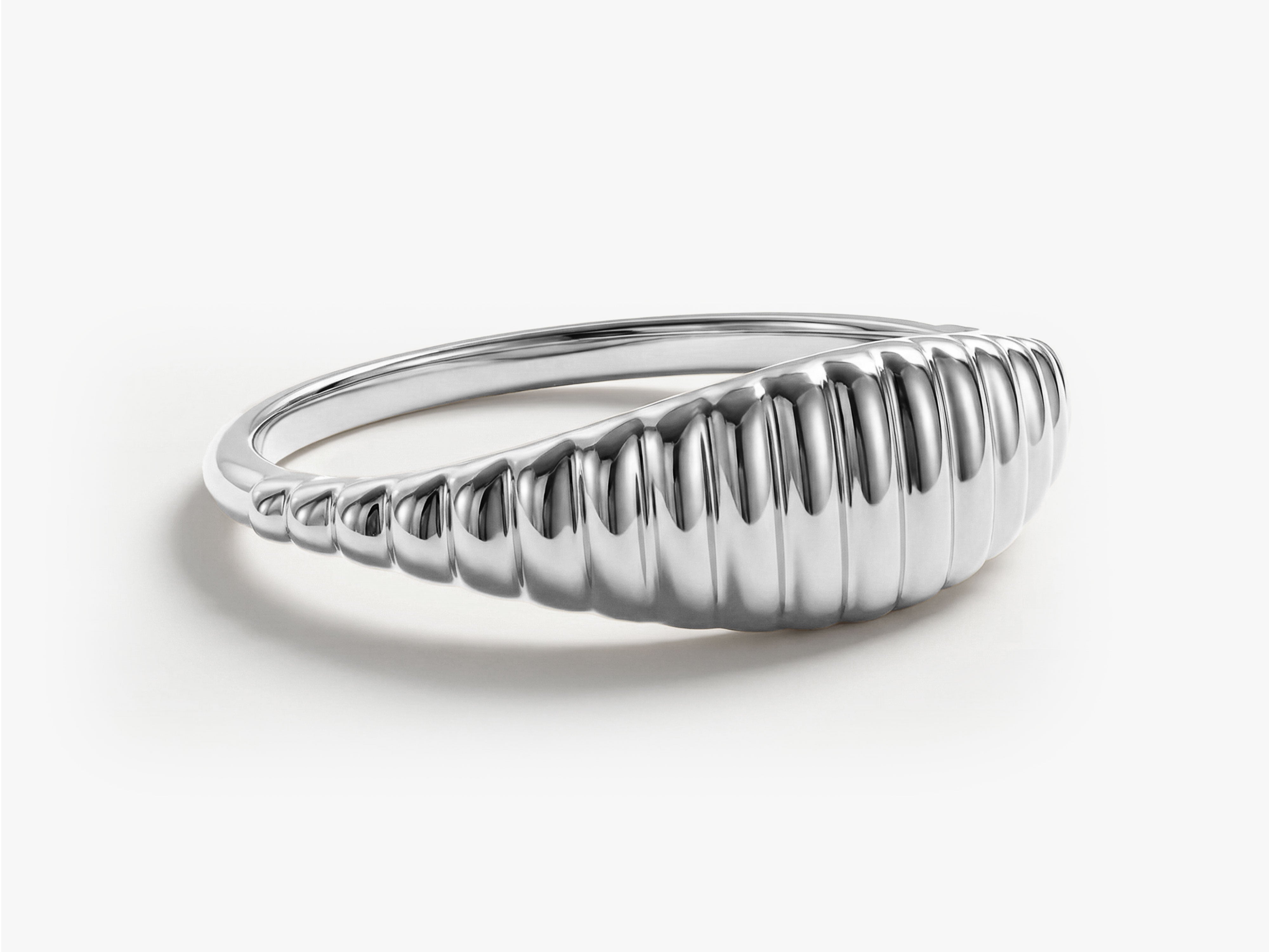 Wavy Horizon Signet Ring