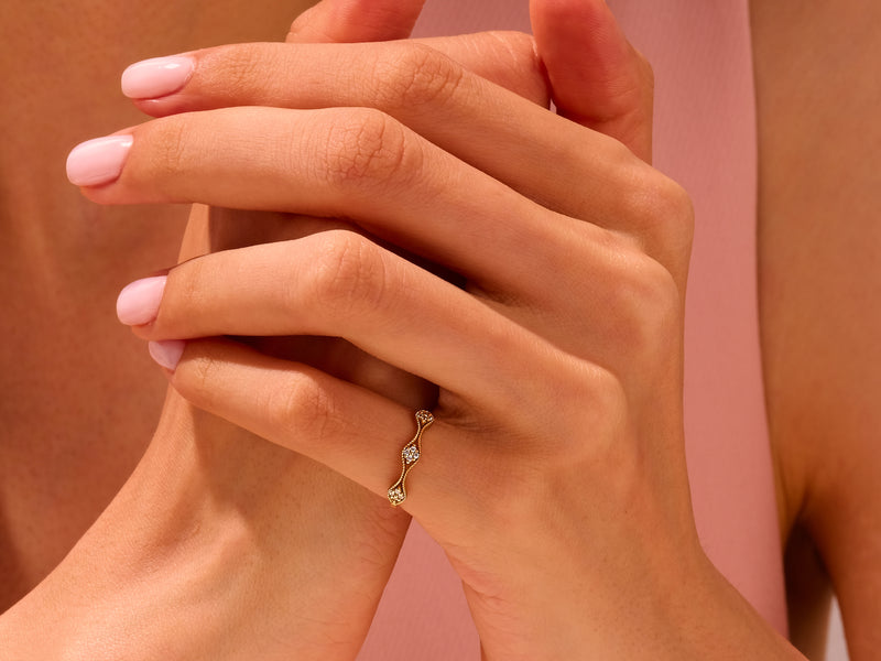 Milgrain Curved Ring