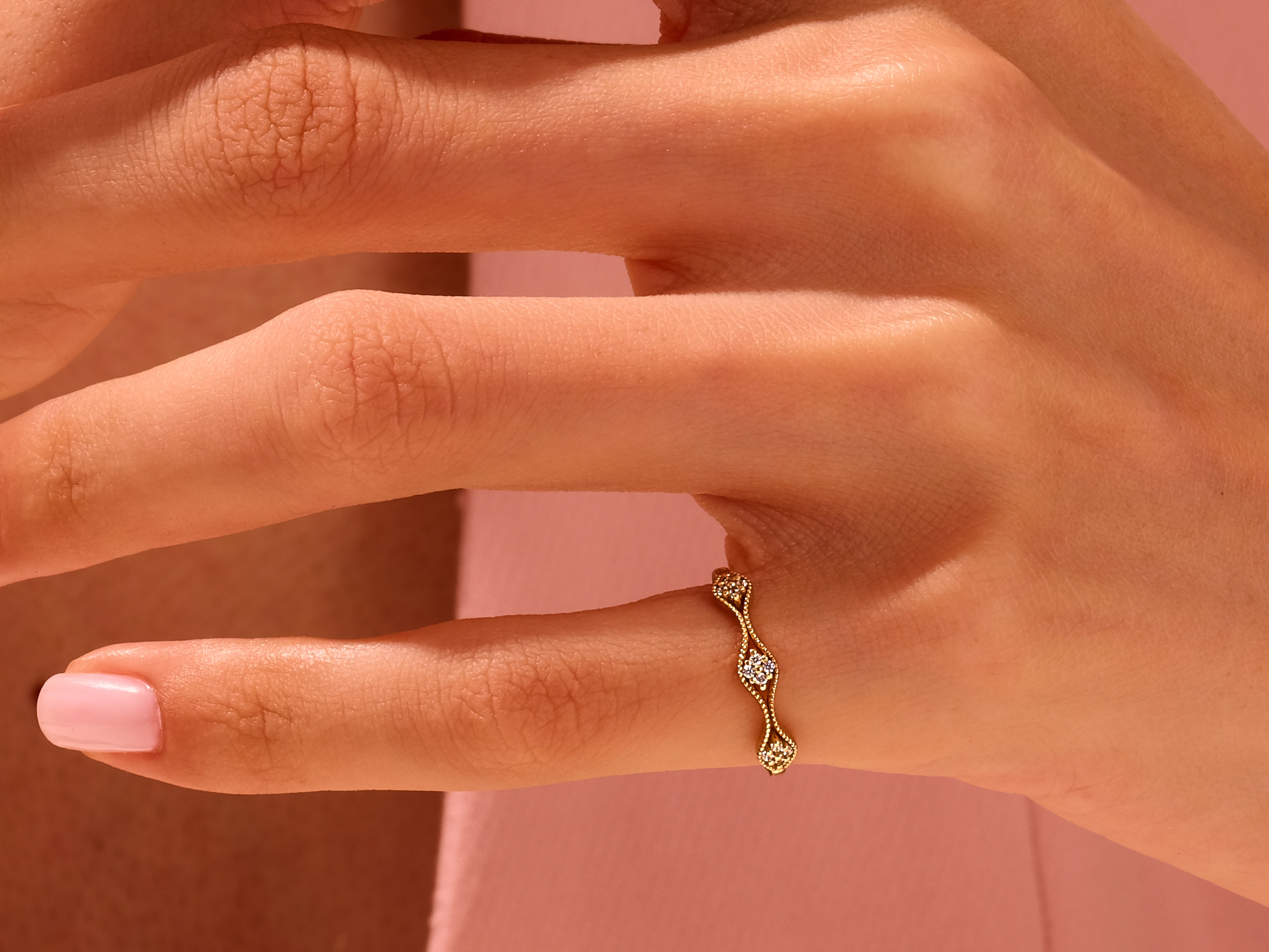 Milgrain Curved Ring
