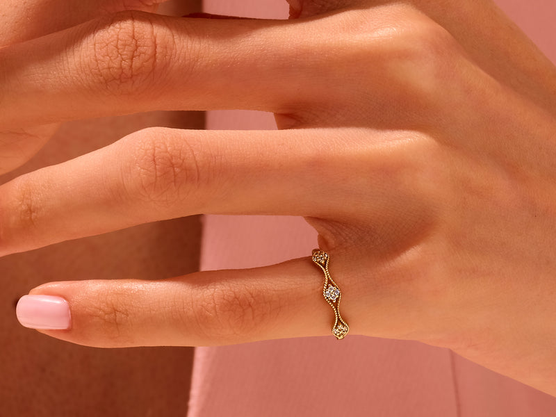 Milgrain Curved Ring