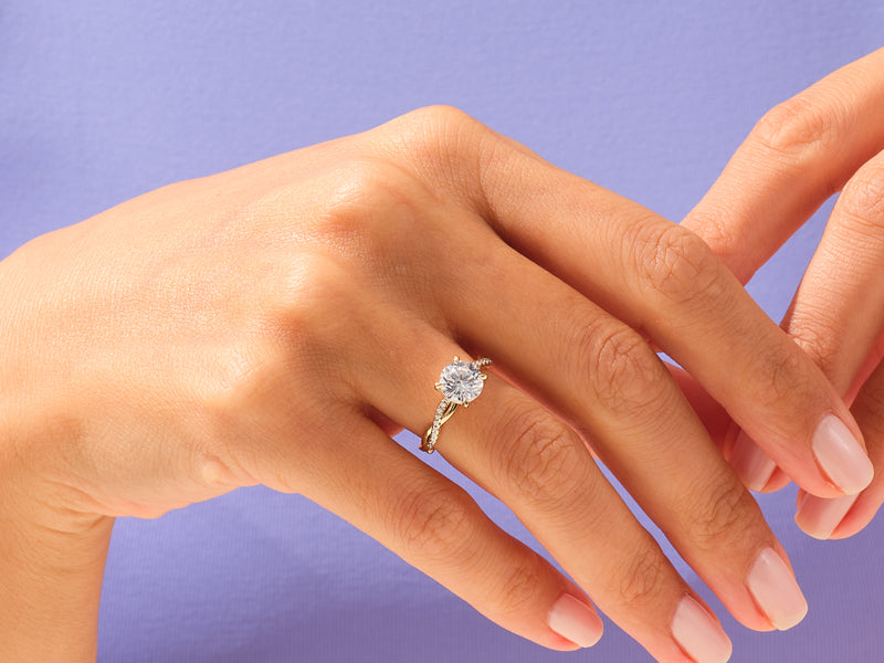 Round Twisted Engagement Ring