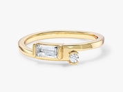 Gold ring with baguette and round diamonds