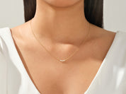 Curved Cluster Necklace