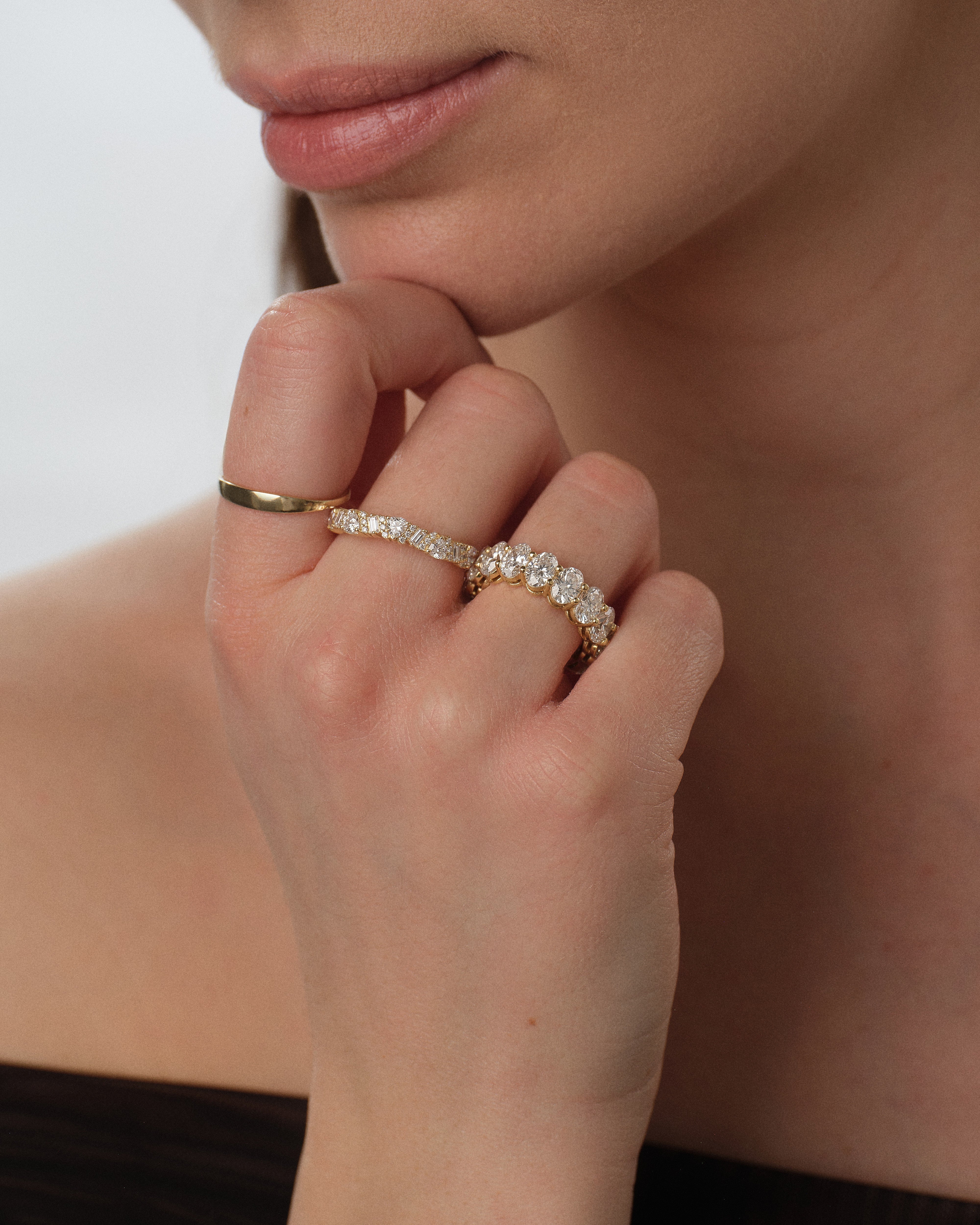 Shared Prong Oval Eternity Band (8.00 CT TW)