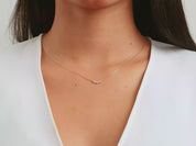 Curved Cluster Necklace