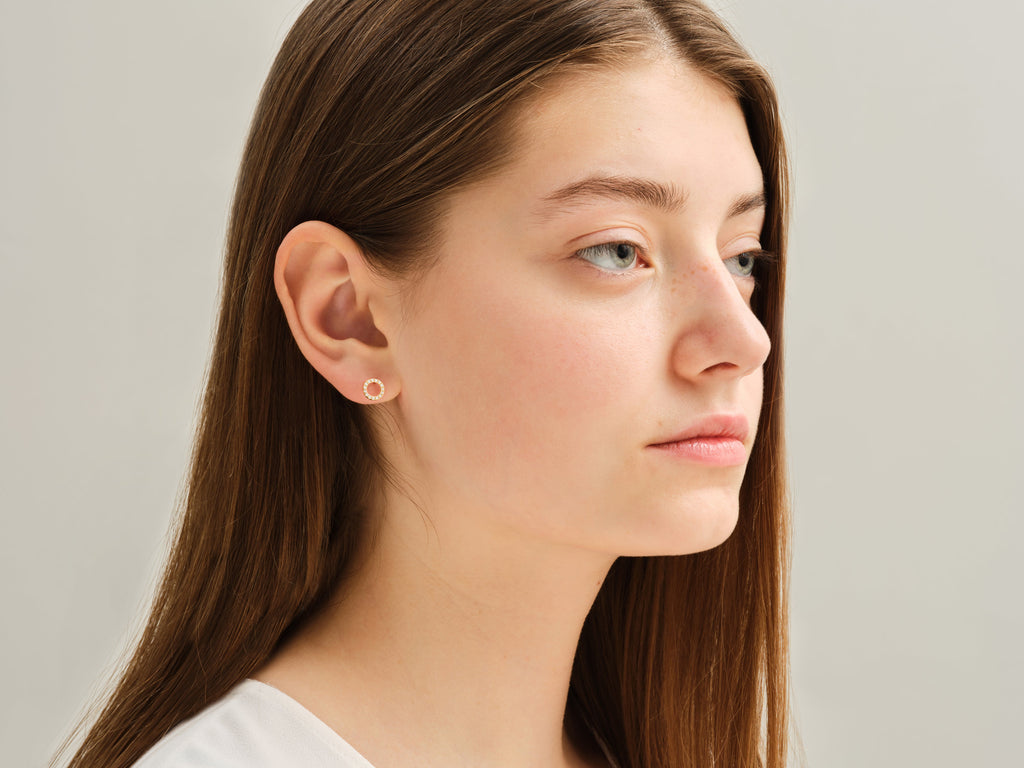 14k Gold Diamond Circle Studs