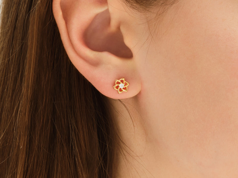 14k Gold Floral Diamond Studs