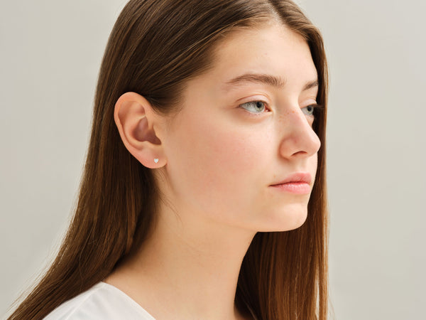 14k Gold Heart Cut Lab Grown Diamond Stud Earrings (0.25 ct tw)
