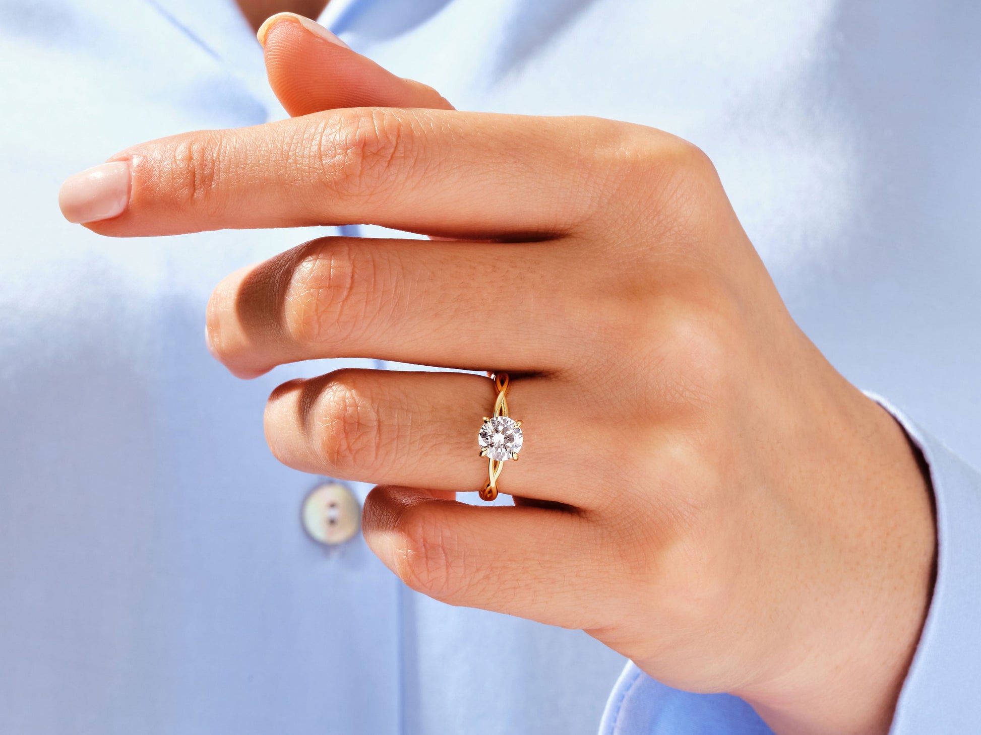 Twisted Solitaire Moissanite Engagement Ring (1.00 CT)