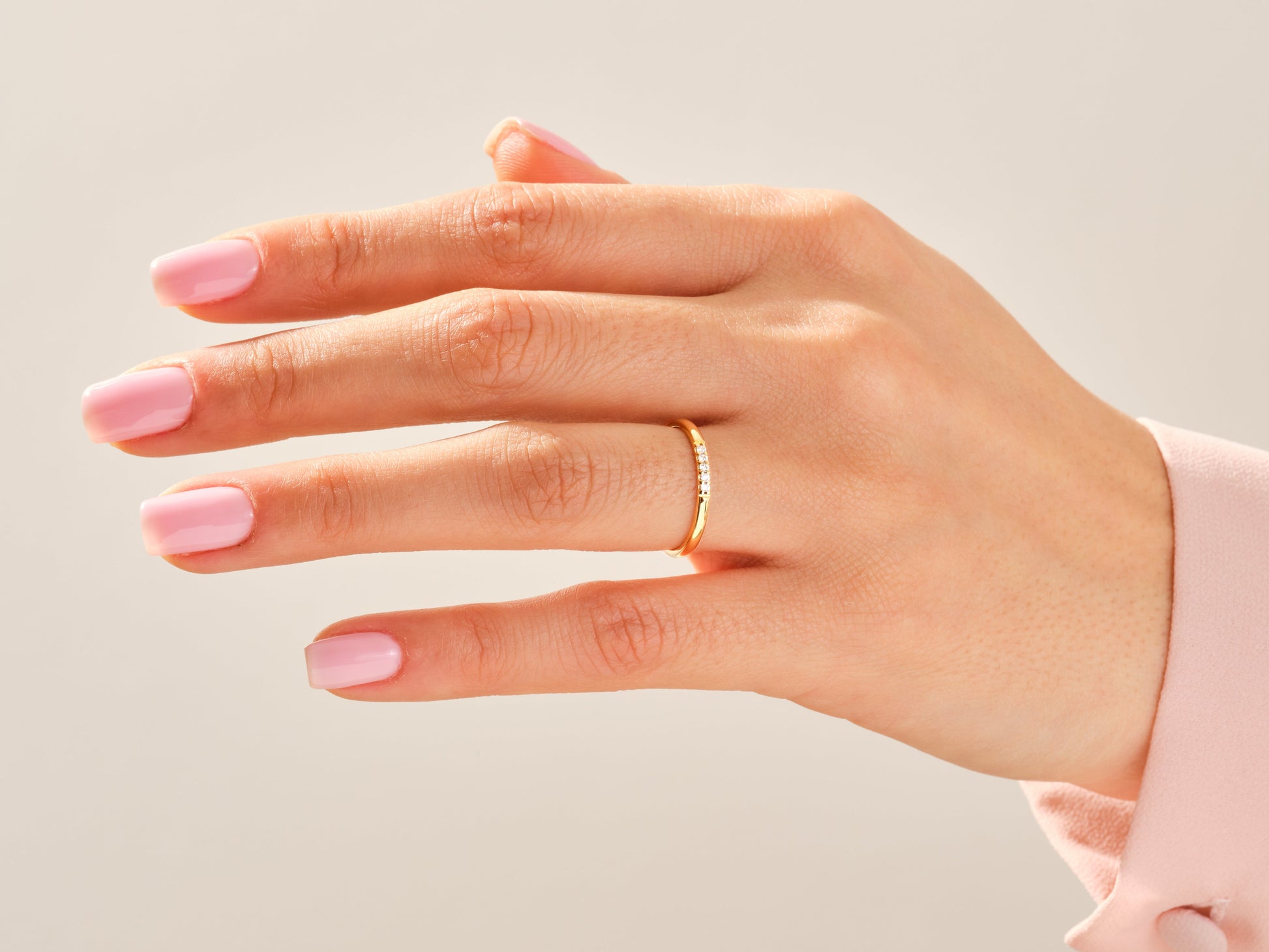 Minimalist Five-Stone Moissanite Wedding Band